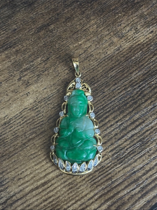 Jewelry - 18KT Green Jade Buddha Pendant in Gold